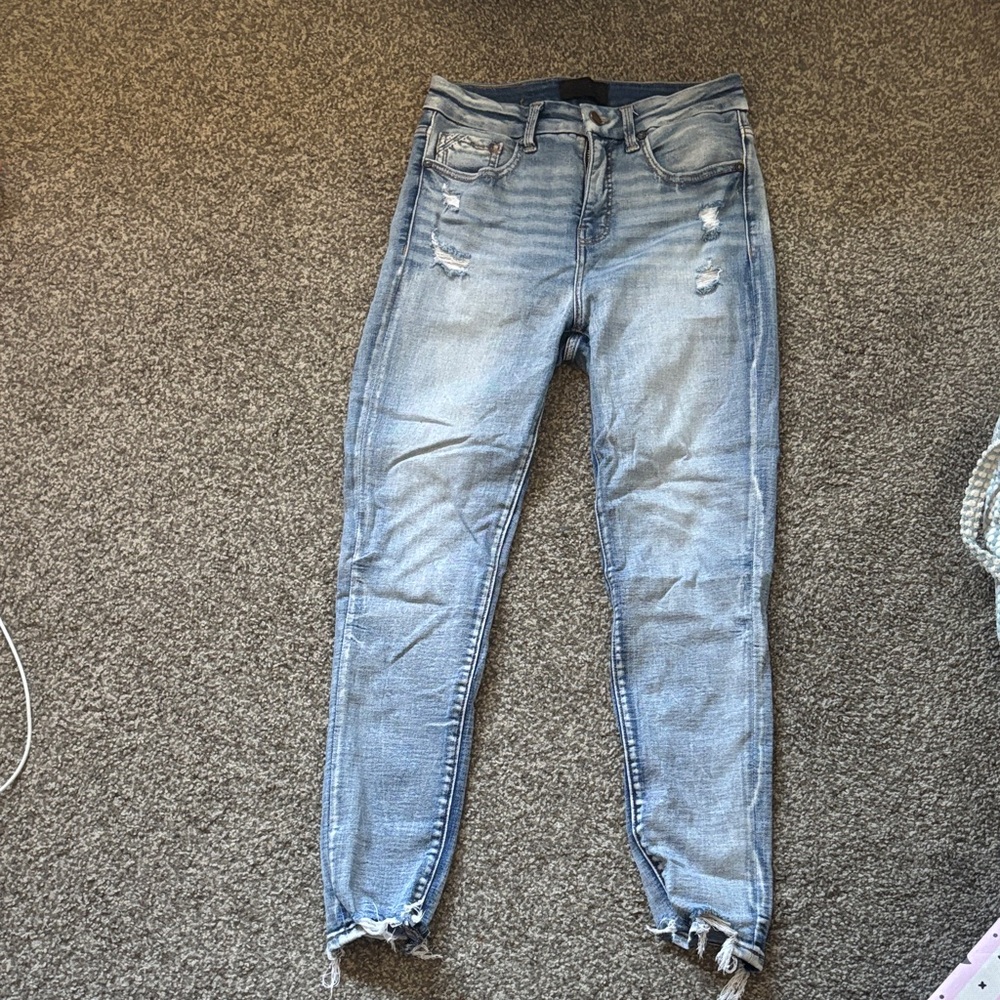 Stylish Buckle Black Light Blue Distressed Women Jeans